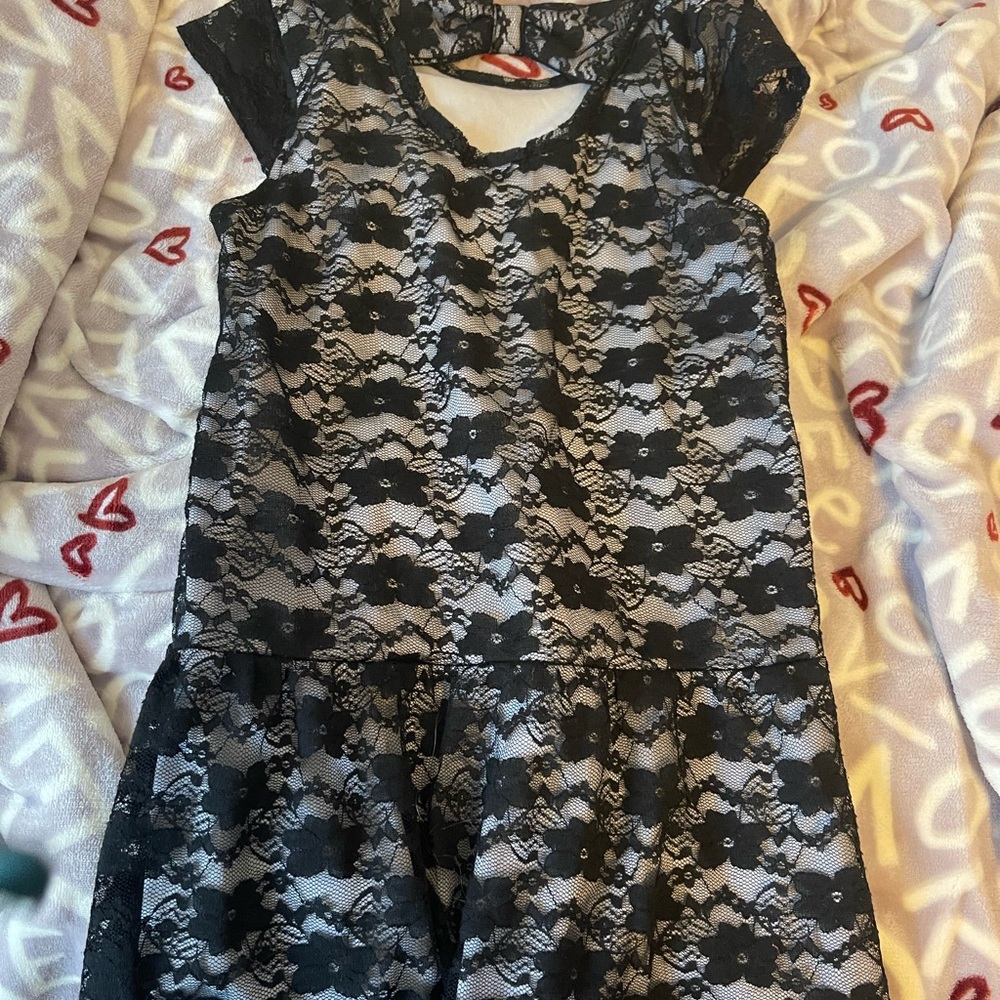 Tank top with flowers lace